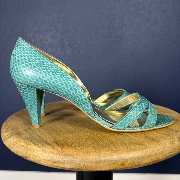 BCBGirls Emerald Green Turquoise Snake Open Toe Heels, Size 10 - Picture 4 of 10